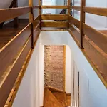 Mana - Maui - Grand Loft En Duplex Avec Vue Sur Place Ducale Parking Inclus Charleville-Mézières